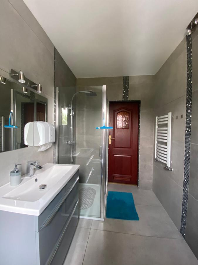 Wiktoria Apartment Bachowice ภายนอก รูปภาพ